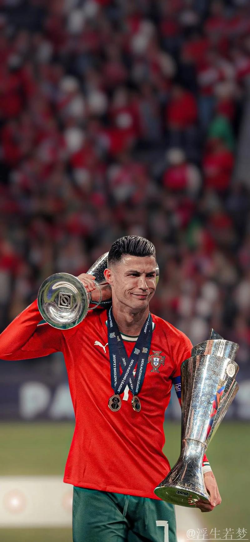 克里斯蒂亚诺·罗纳尔多无私举动：点球礼遇给马内，终止进球荒，生涯进球达925球并获得MVP荣誉