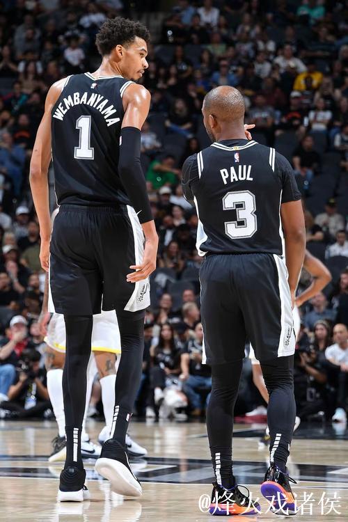 文班亚马33+10乔治30分 马刺力克爵士豪取3连胜 文班亚马33+10乔治30分 马刺力克爵士豪取3连胜