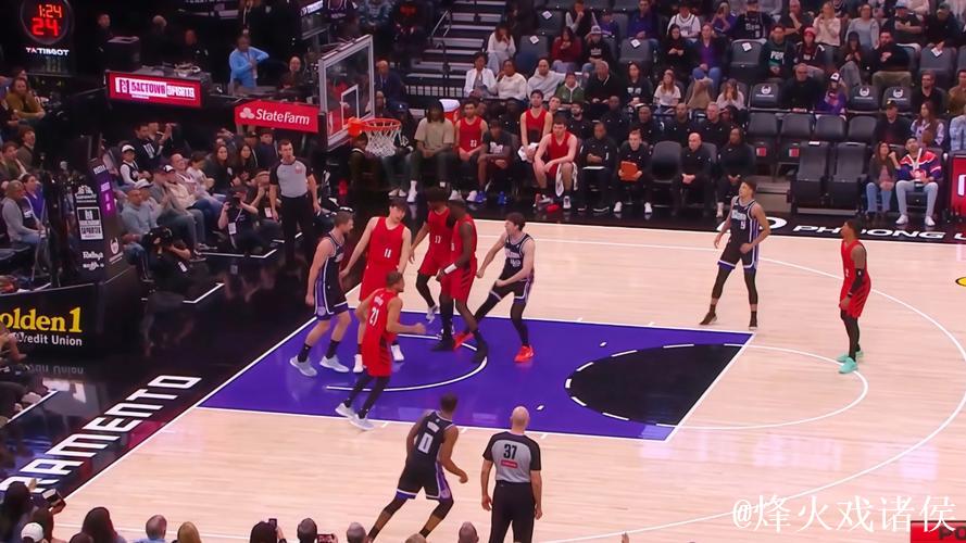 杨瀚森贡献2分1助1断,阿夫迪亚30+8,开拓者击败国王豪取3连胜 杨瀚森贡献2分1助1断,阿夫迪亚30+8,开拓者击败国王豪取3连胜